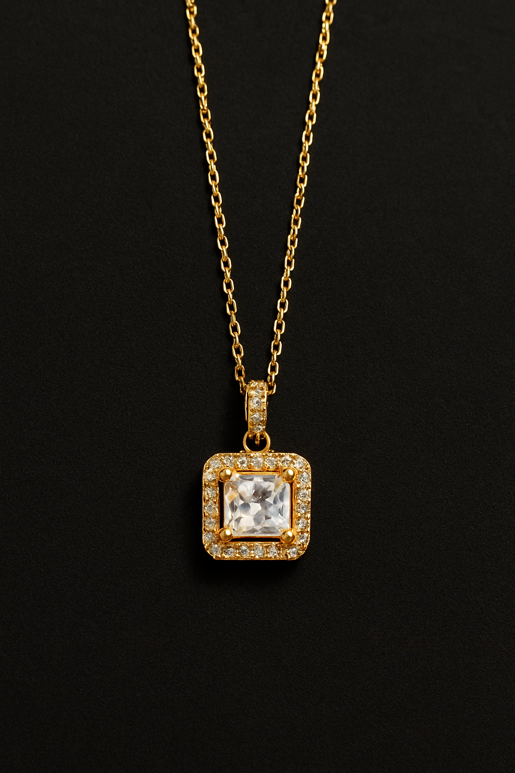 Simple Elegant American Diamond Design Chain For Daily Wear